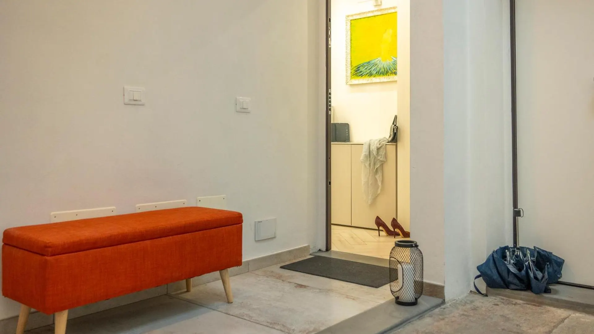 Boutique Apartments - Magnolia Florence 0*,  Italy